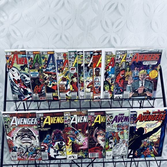 Avengers 202 208 210 214 218-221 225-226 228-231 234 250 242 Lot - Picture 1 of 8